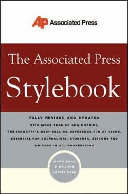 Associated Press Stylebook and Briefing on Media Law (Revised) ( Associated Press Stylebook & Briefing on Media Law ) (42ND ed.)
